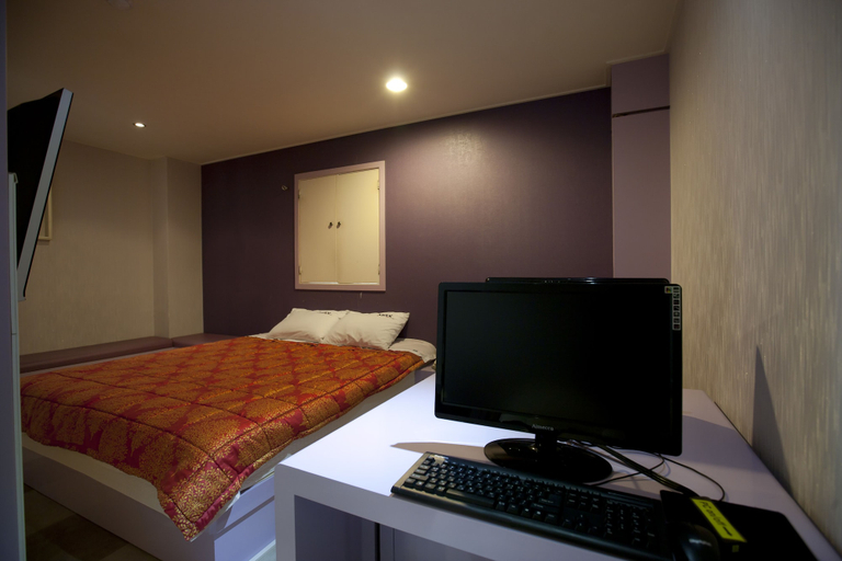 Bedroom 4, Max Motel, Sasang