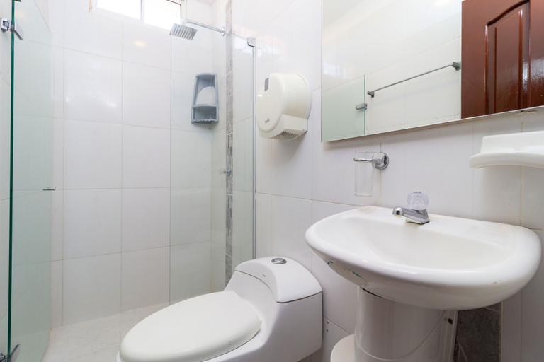 Bathroom 4, Hotel Jardines Evans By Geh Suites, San Zenón