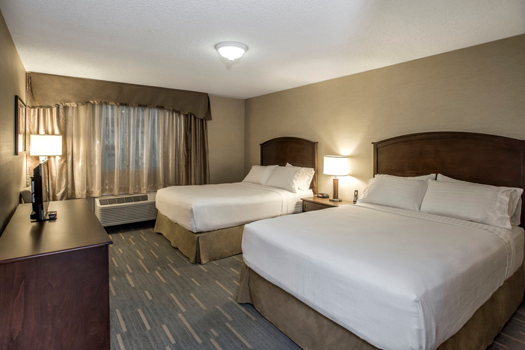 Bedroom 4, Holiday Inn LETHBRIDGE by IHG, Division No. 2