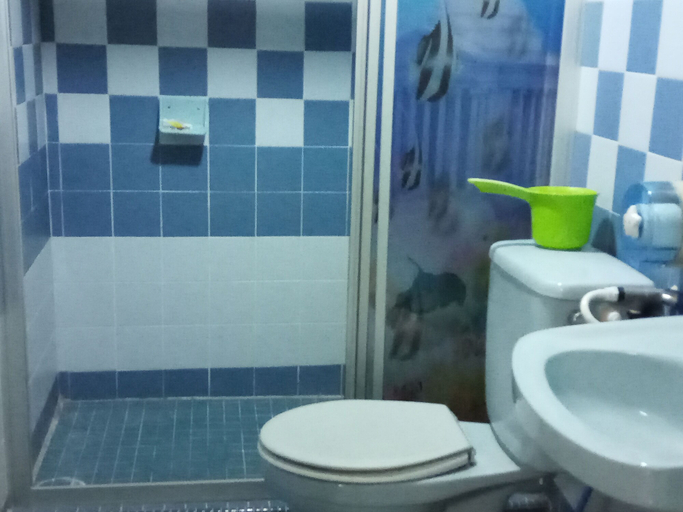 Bathroom 3, Rose Condo Cocobay Beach Resort, Port Dickson