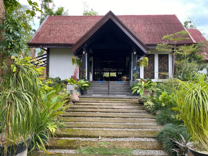 Exterior & Views 2, Calape Forest Resort, Calape