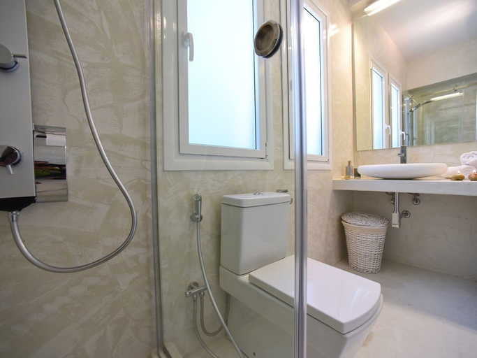 Bathroom 3, Mavres Luxury Studio, Ionian Islands