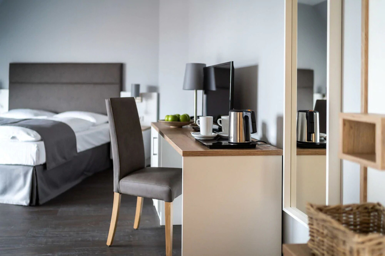 Bedroom 4, Strandhafer Aparthotel, Rostock