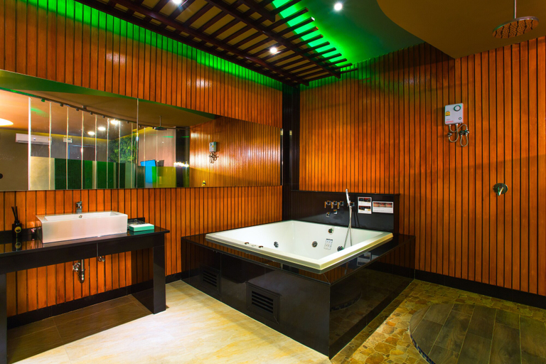 Bathroom 4, Sweety Resort, Bang Phli