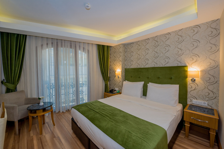 Bedroom 4, Bizim Otel, Fatih