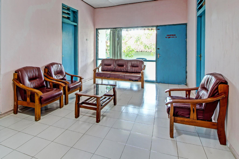 Public Area 3, OYO 92761 Hotel Sendang Asri, Wonogiri