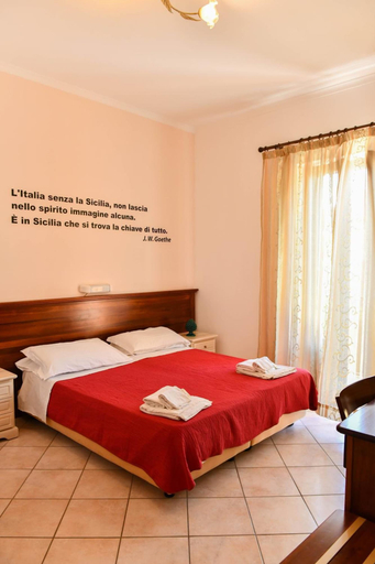 Bedroom 3, Mamamia #Lipari, Messina