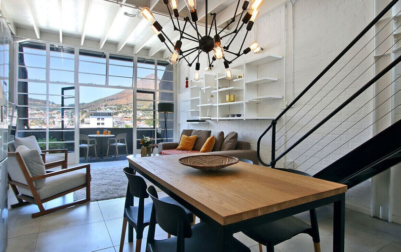 Others 5, Manhattan Place, City of Cape Town