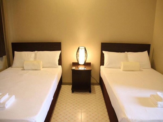 Bedroom 2, DW Motel Palau