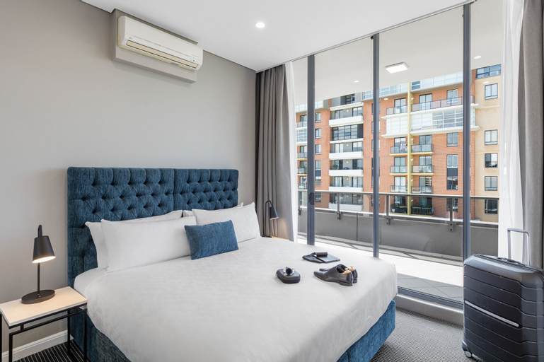 Bedroom 30