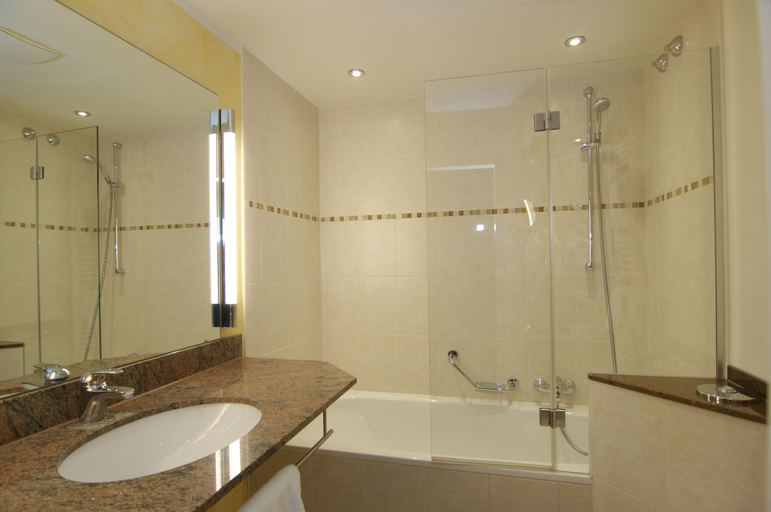 Bathroom 4, Hotel Gasthof Seefelder Hof, Landsberg am Lech