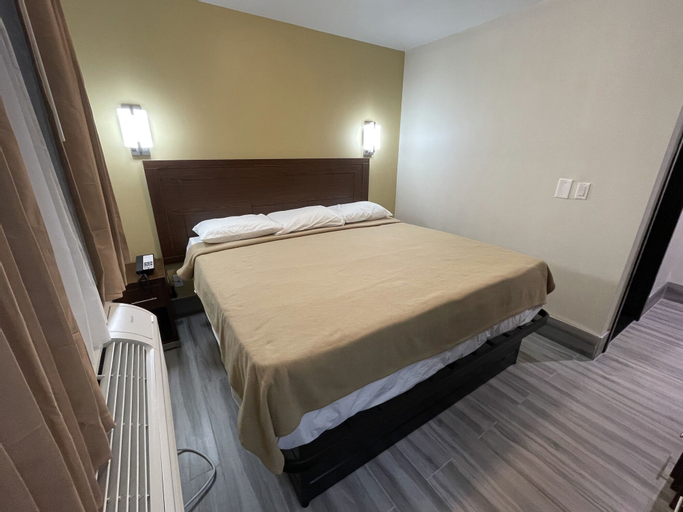 Bedroom 8