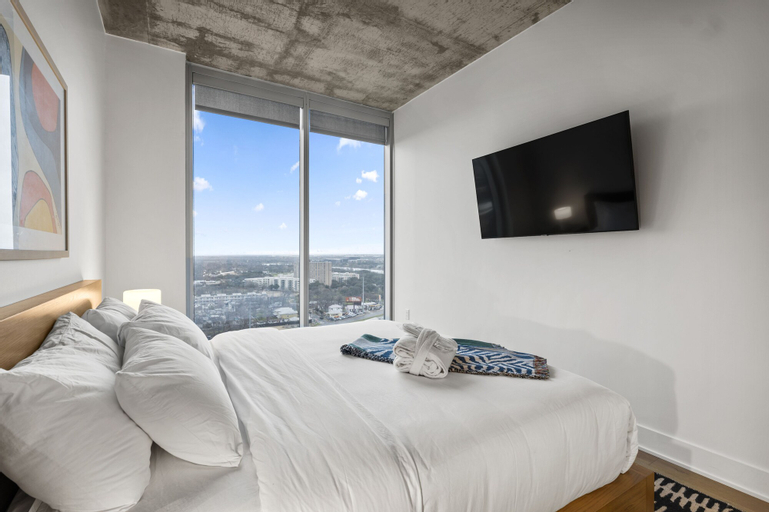 Bedroom 13