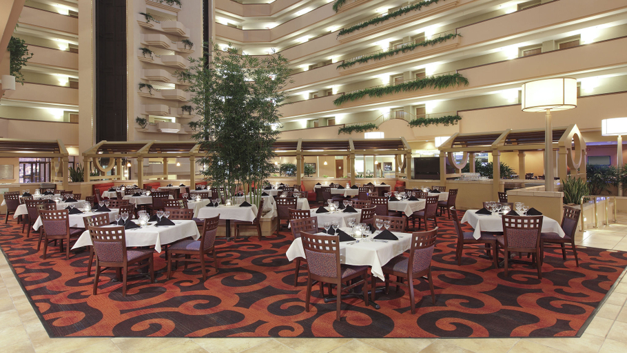 Food & Drinks 4, Holiday Inn SPRINGDALE/FAYETTEVILLE AREA by IHG, Washington