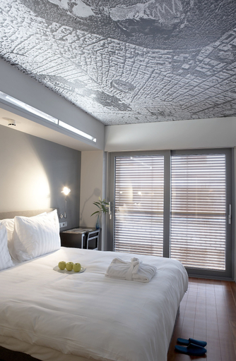 Bedroom 3, Periscope Hotel, Attica