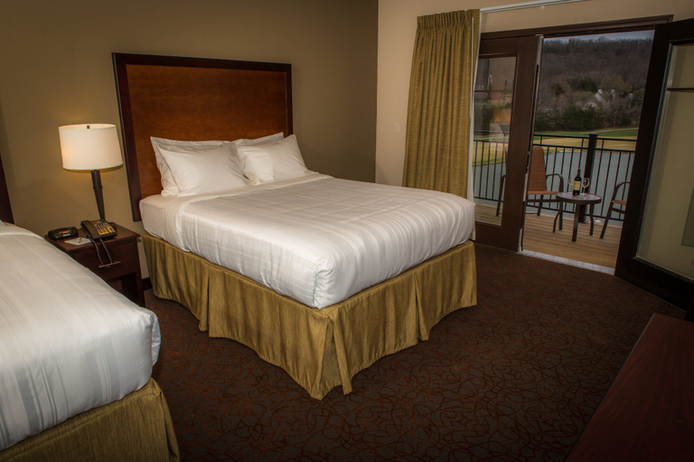 Bedroom 3, The Lodge at Old Kinderhook Golf Resort, Camden