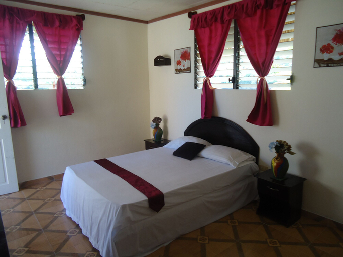 Bedroom 3, La Source Hotel & Resort, les Côteaux