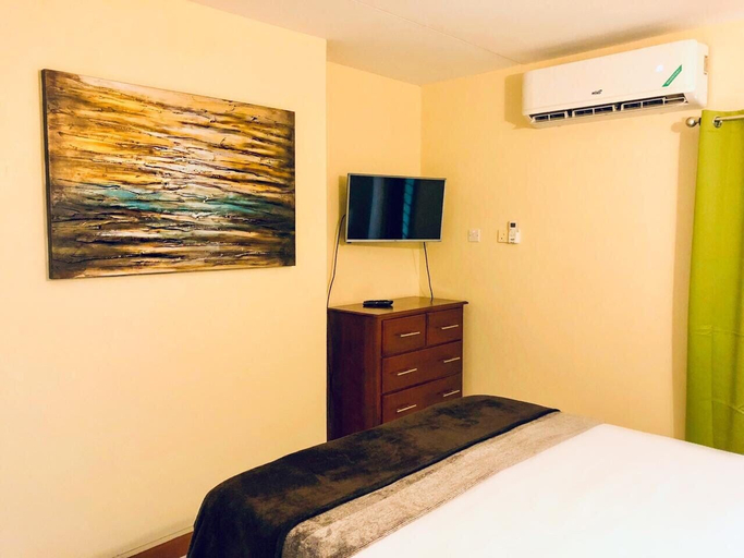 Bedroom 2, Waterloo Executive Guest Apartment