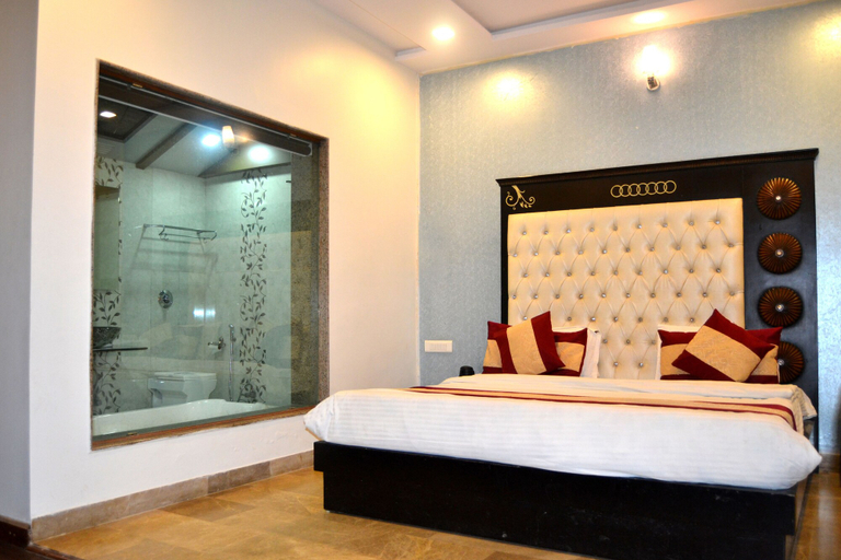 Bedroom 3, Hotel Dev Residency, Sirohi