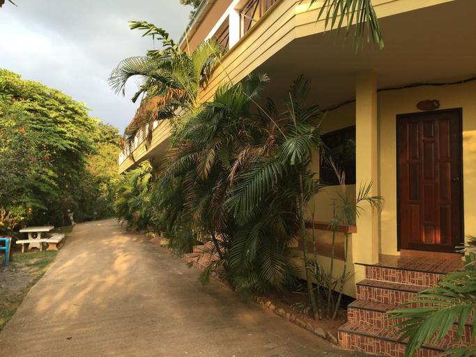 Exterior & Views 2, Baan Ing Khao Resort, Muak Lek