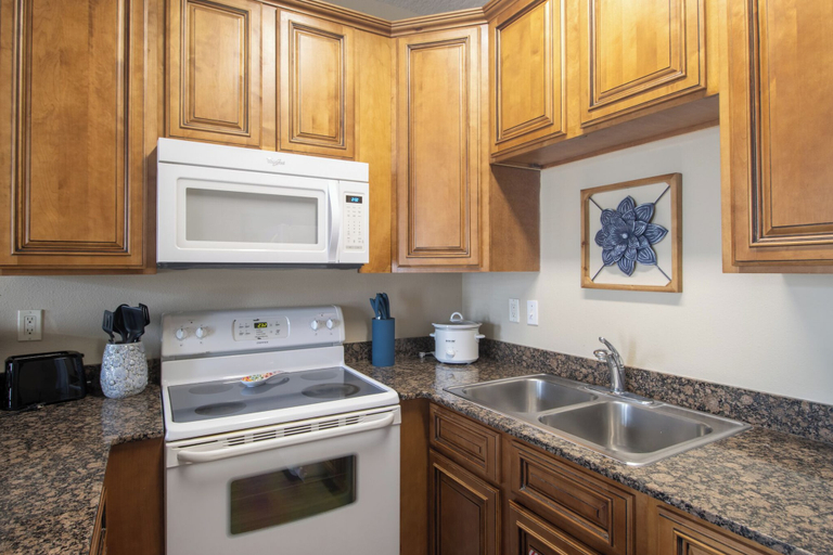 Others 5, Century Oaks Townhome, Harrison
