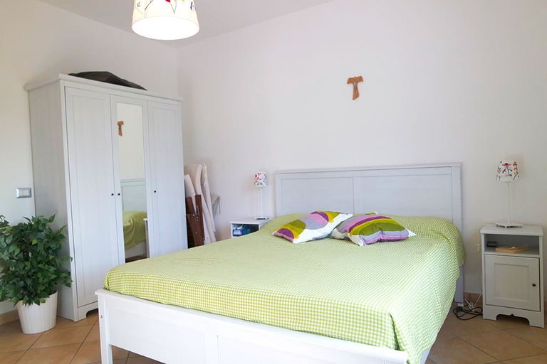 Bedroom 3, Villa Laura, Salerno