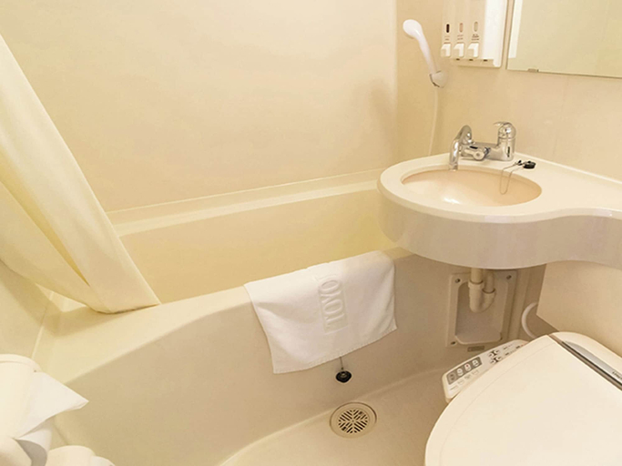 Bathroom 4, Toyoko Inn Kumagaya Station Kita, Kumagaya
