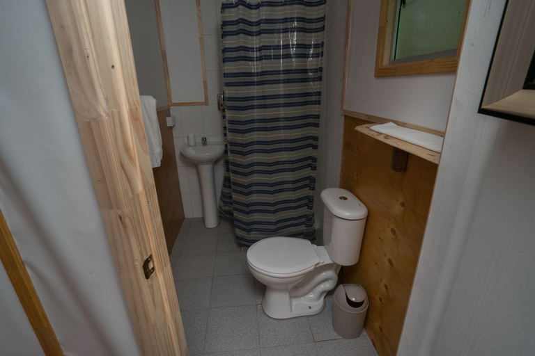 Bathroom 4, Cabañas Ensenada Bosque Nativo, Llanquihue