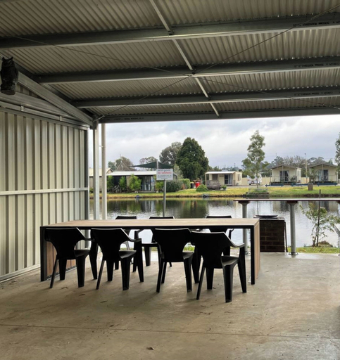 Food & Drinks 5, C & C Park Stawell, Grampians Gate, N. Grampians - Stawell