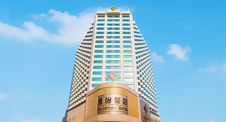 Exterior 3