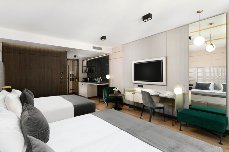 Bedroom 2, Emerald Downtown Suites, Budapesti