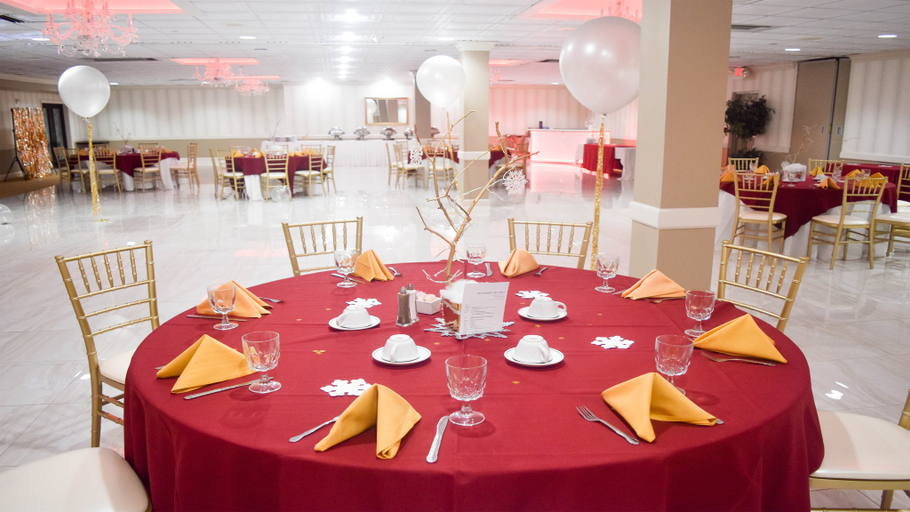 Food & Drinks 5, Holiday Inn HAZLET by IHG, Monmouth