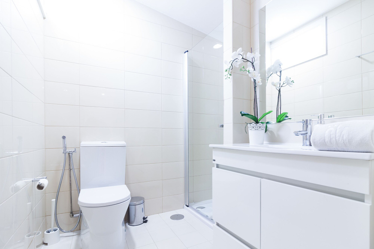 Bathroom 4, ON Apartments – Free Parking & Pet Friendly, Porto