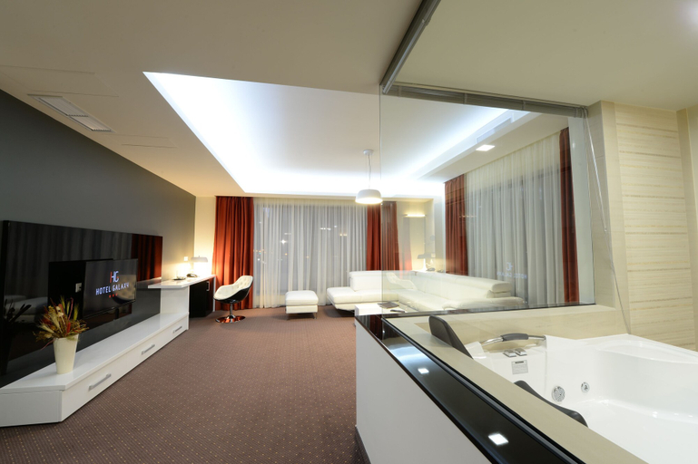 Bathroom 4, Hotel Galaxy, Dumbravita