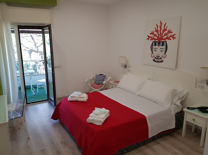 Bedroom 3, Hotel Oriente, Napoli