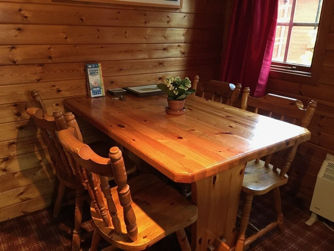 Others 5, Lurchers Cabin Aviemore, Highland