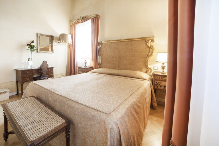 Bedroom 3, Relais Fra' Lorenzo, Verona