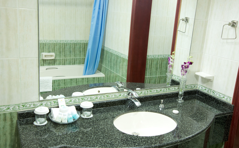 Bathroom 5, Green Mubazzarah Chalets, Al Ain