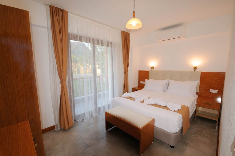Bedroom 3, Karaincir Suit Otel, Datça