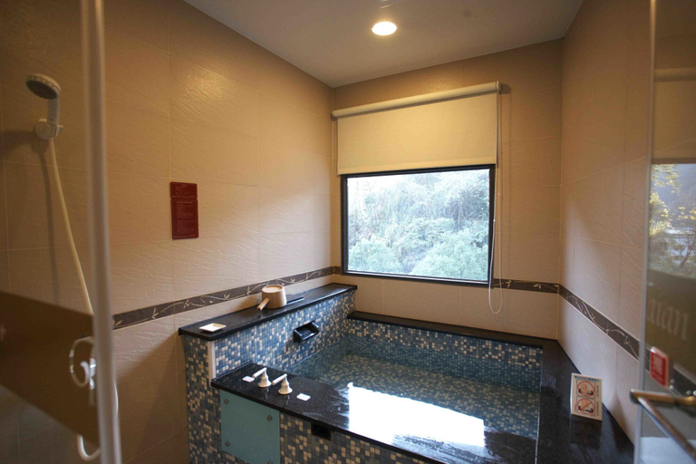 Bathroom 4, Taian Tangyue Hot Sprigs Resort, Miaoli