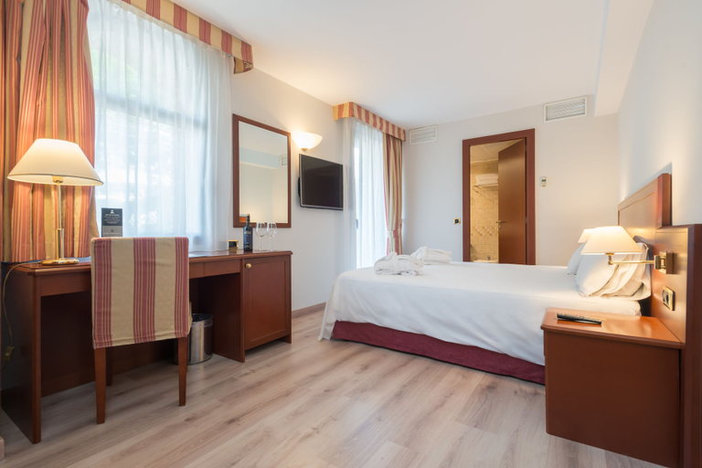 Bedroom 4, Hotel SPA Termes Carlemany