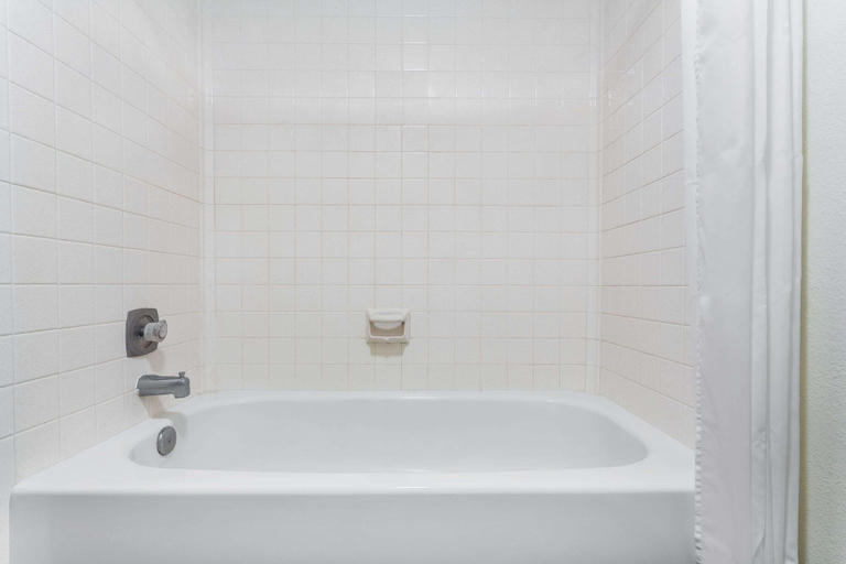 Bathroom 4, Super 8 by Wyndham Diamondville Kemmerer, Lincoln
