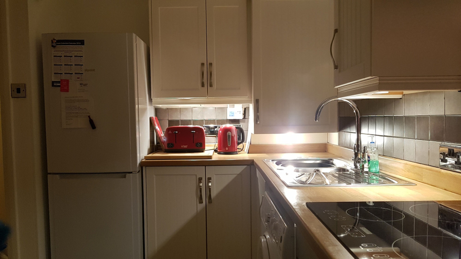 Others 3, Largs Stay, North Ayrshire