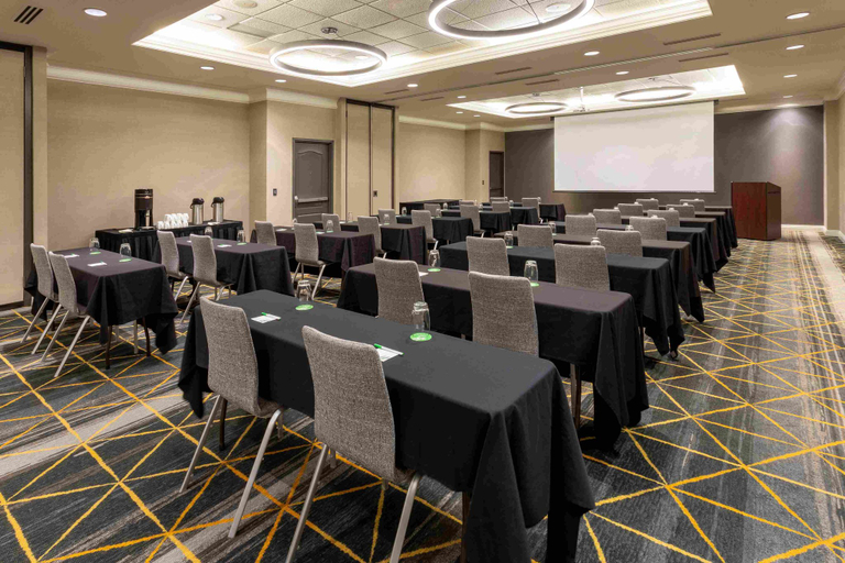 Business Facilities 4, Holiday Inn TOLEDO-MAUMEE (I-80/90) by IHG, Lucas