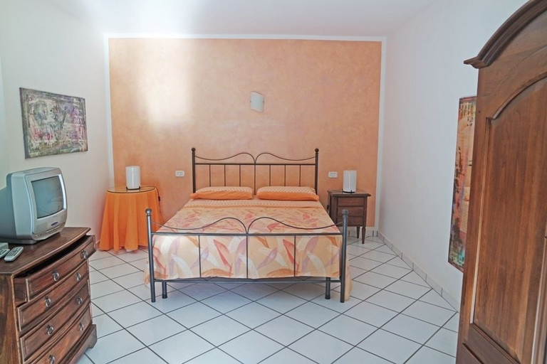 Bedroom 2, Villa Claudia, Salerno