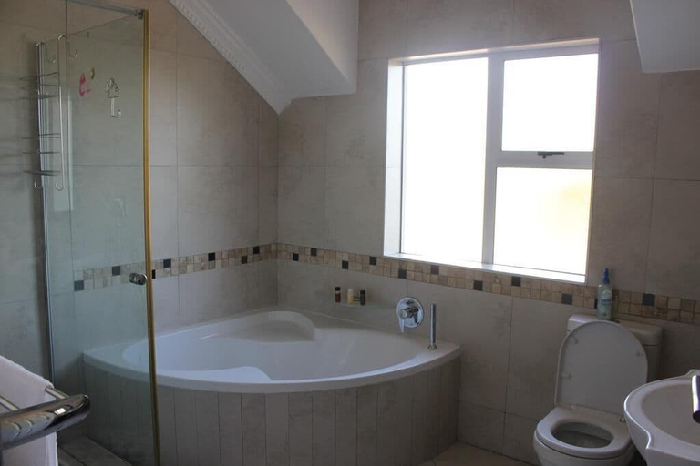 Bathroom, Milas Place, City of Cape Town