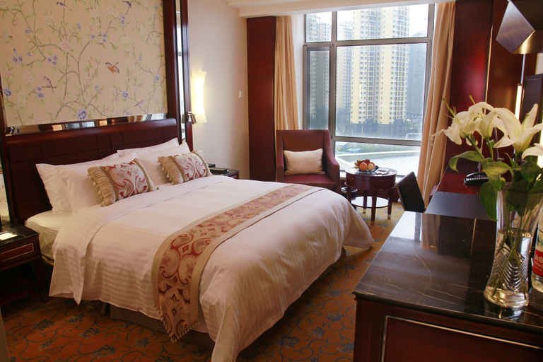 Bedroom 2, Xiaogan Yuji Grand Hotel, Xiaogan
