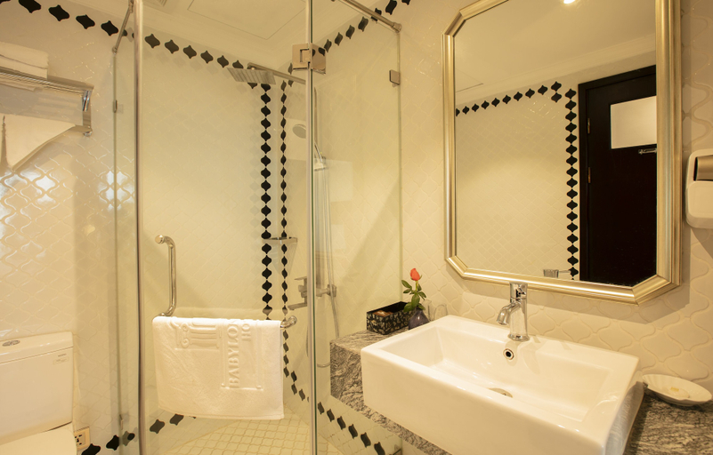 Bathroom 4, Golden Legend Boutique Hotel, Hoàn Kiếm