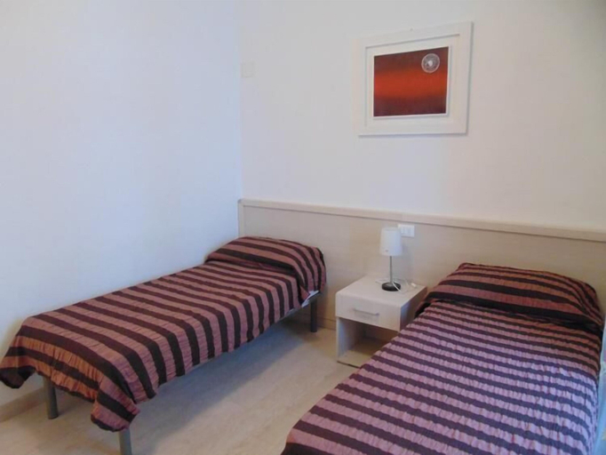 Room 3, Eleonora, Foggia