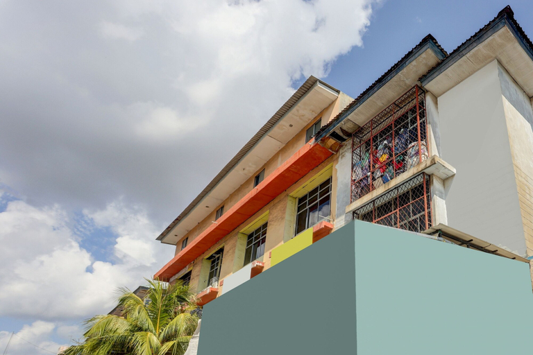Exterior & Views 1, Hotel O Josua Passing Stay, Batam